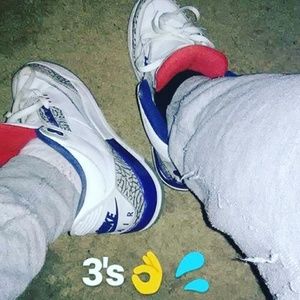 Meet your Posher, Zee